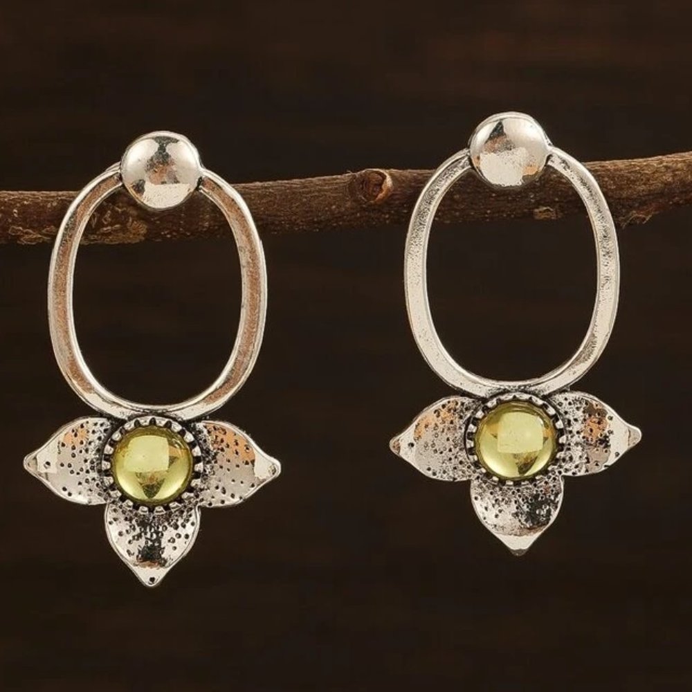 Cubic Zirconia Flower Dangle Drop Stud Stud Earrings - NEW